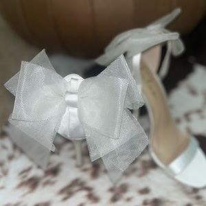 Lulus white bow high heels
